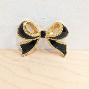 Vintage KJL Kenneth Jay Lane AVON Pendant/Enhancer